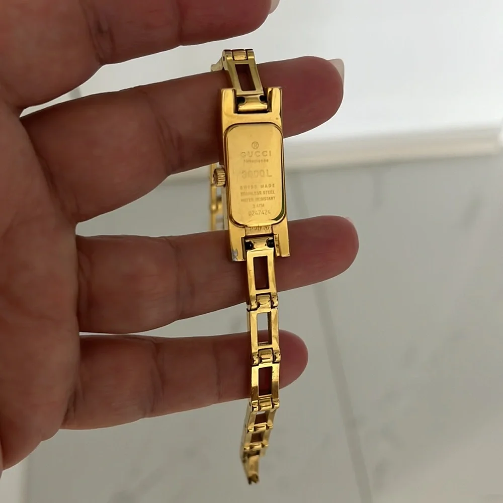 GUCCI Vintage Authentic 3900L Quartz Wristwatch fair/good condition. - Picture 4 of 6